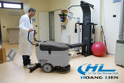 Máy chà sàn công nghiệp với nhiều chức năng, giúp tối ưu chi phí, nhân lực hiệu quả