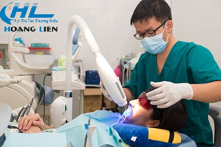 Trong nha khoa, máy nén khí không dầu được ứng dụng phổ biến 