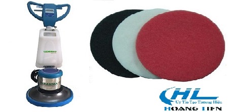 Tác dụng của pad chà sàn và mâm gai gắn pad trong máy chà sàn 