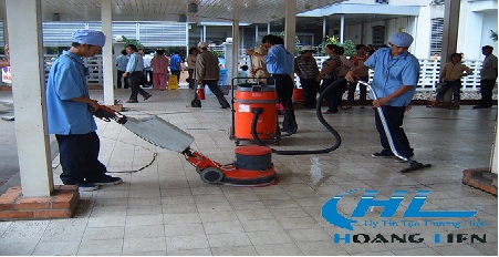 Phòng tránh rủi ro khi dùng máy chà sàn công nghiệp 